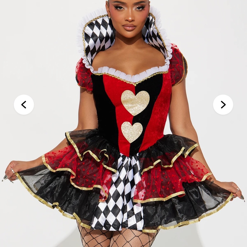 Queen of hearts Costume